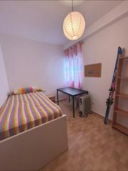 Lloguer Pis a Camino de Ronda. Piso de 3 habitaciones en emperatriz eugenia!