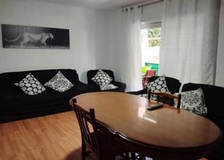 Location Appartement à Plaza de Toros. Piso de 4 habitaciones en plaza de toros!
