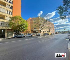 Location Local commercial  Calle calle neptuno, 4. Local comercial junto a recogidas!