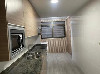 Alquiler Piso en Pajaritos. Piso de 3 habitaciones junto a villarejo!