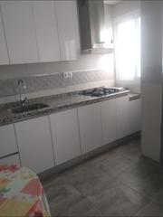 Location Appartement à Plaza de Toros. Piso de 3 habitaciones en plaza de toros!