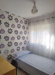 Location Appartement à San Matías - Realejo. 4 habitaciones disponibles en junto al paseo del salón!