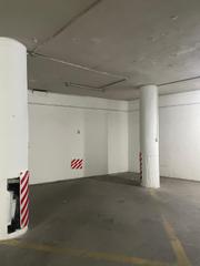 Lloguer Aparcament cotxe  Calle calle virgen blanca, 5. Plaza de garaje junto a neptuno!