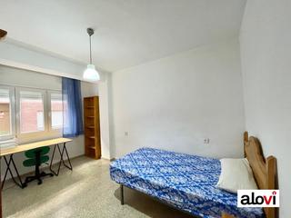 Location Appartement à Fígares. Piso de 3 habitaciones junto alhamar!