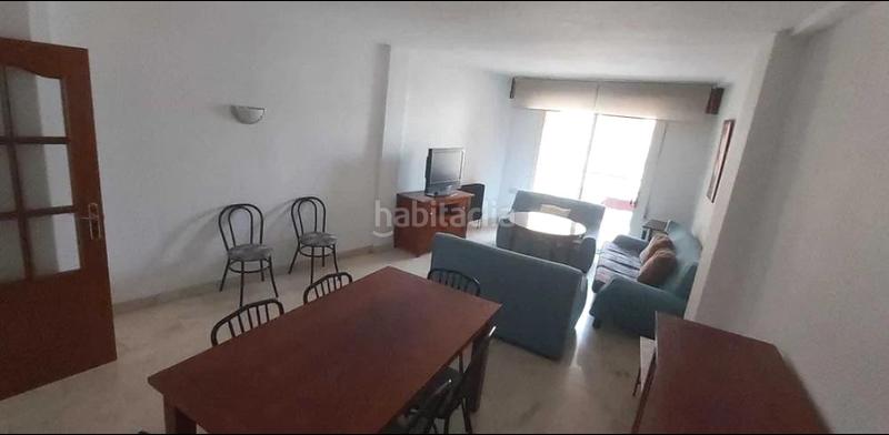 Foto bddb2928-4d0c-4137-9f74-017fb02601f4. Alquiler piso  de 3 habitaciones en emperatriz eugenia! en Granada