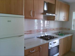 Affitto Appartamento in Camino de Ronda. Piso de 3 habitaciones junto a hipercor!