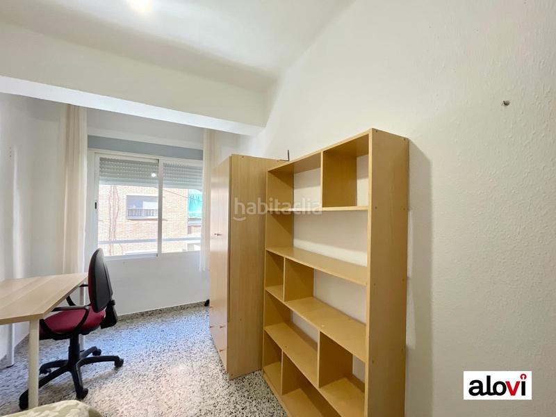 Foto f79b167c-ed24-4e44-8e4a-14cb587e445b. Location appartement dans Camino de Ronda Granada