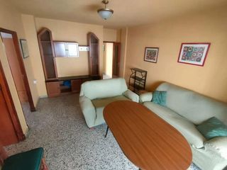 Rent Flat in Camino de Ronda. Vivienda para estudiantes junto ciencias