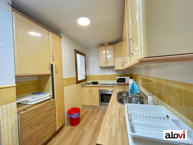 Foto c067cc4a-bda3-47f5-8570-60bf3f53b839. Alquiler piso  de 2 dormitorios en realejo! en Granada