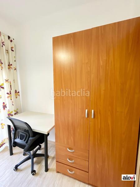 Foto a1c8568e-cb4b-422d-bd23-9c7cb4361dd0. Alquiler piso  de 4 habitaciones en Plaza de Toros! en Granada