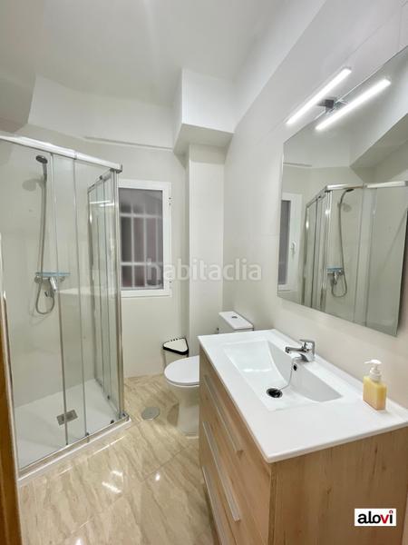 Foto d20b47c6-0171-414a-b5cf-105493e05d13. Alquiler piso  de 4 habitaciones en Plaza de Toros! en Granada