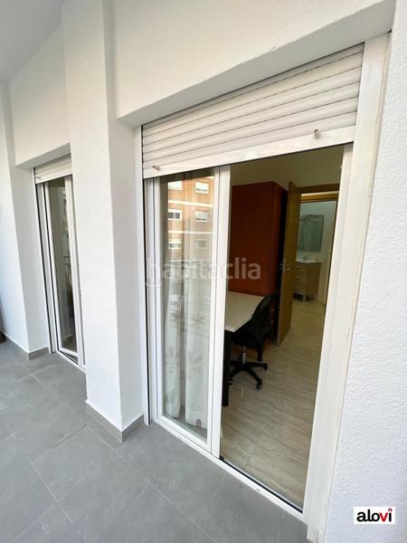 Foto e11a9472-d627-46e6-b75c-d4e1ded07d30. Miete etagenwohnung in Plaza de Toros Granada