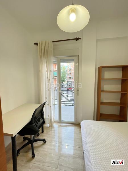 Foto f480851e-4812-4800-97f6-0d8064247f42. Rent flat in Plaza de Toros Granada