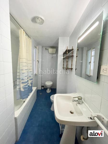 Foto 3a0a07d9-18f7-44dd-937c-f331586dddc1. Alquiler piso  de 3 habitaciones junto alhamar! en Granada