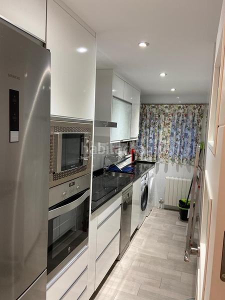 Foto f6a49710-9f0f-4601-ba35-8ebb2aef9a58. Lloguer pis amb calefacció aparcament a Barrio de Zaidín Granada