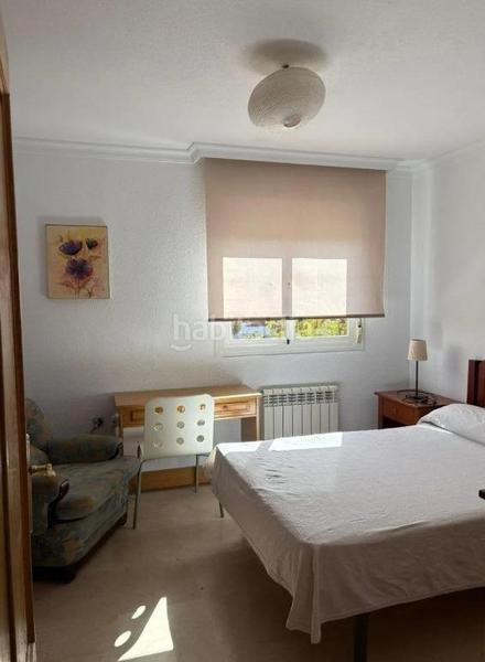 Foto 66d16e2f-07e8-4d90-9310-3edf972a796a. Location appartement avec chauffage piscine dans Av. F. Garcia Lorca - Nueva Estación Autobuses Granada