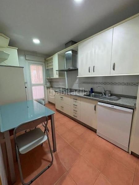 Foto 49536ff6-b544-46f7-b9c5-3264bda04af7. Rent flat with heating pool in Av. F. Garcia Lorca - Nueva Estación Autobuses Granada