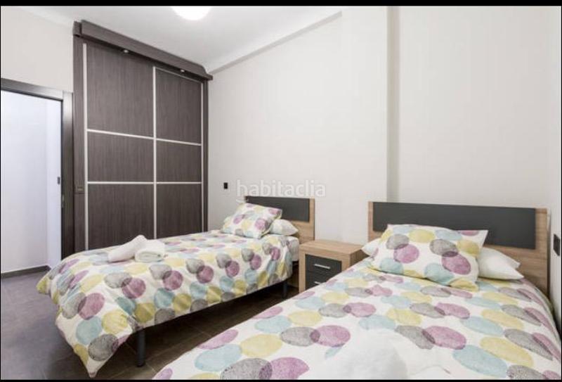 Foto 1733c23c-8929-4f1f-b403-9c46d205ae0d. Rent flat with heating in Centro - Sagrario Granada