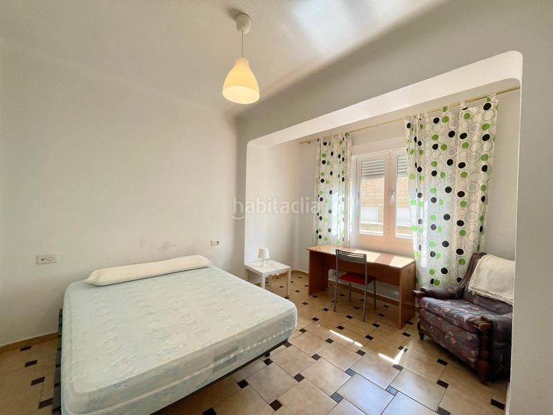 Foto e3c4edc2-8d47-40c6-94a3-08c852e82859. Location appartement dans Plaza de Toros Granada