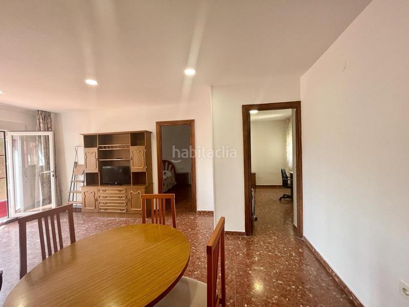 Foto 21dceaab-3997-48cd-9e32-dd1c0ab1aec7. Alquiler piso  de 3 habitaciones en avenida de madrid! en Granada