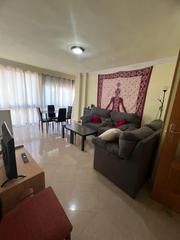 Location Appartement  Calle doctor azpitarte. Piso 4 dormitorios en plaza de toros, ideal estudiantes