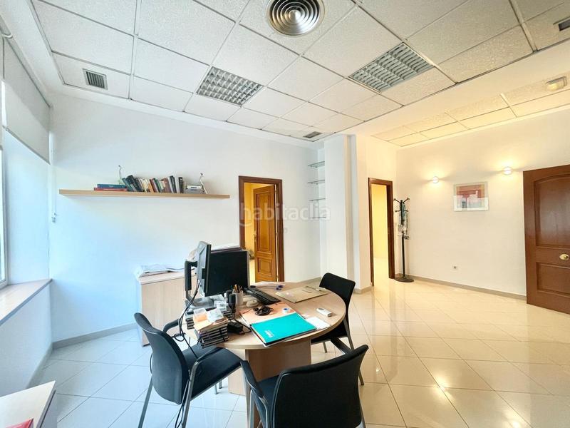 Foto 814e1018-feca-4bc3-bfea-17be997b7124. Affitto locale commerciale in Plaza de Toros Granada