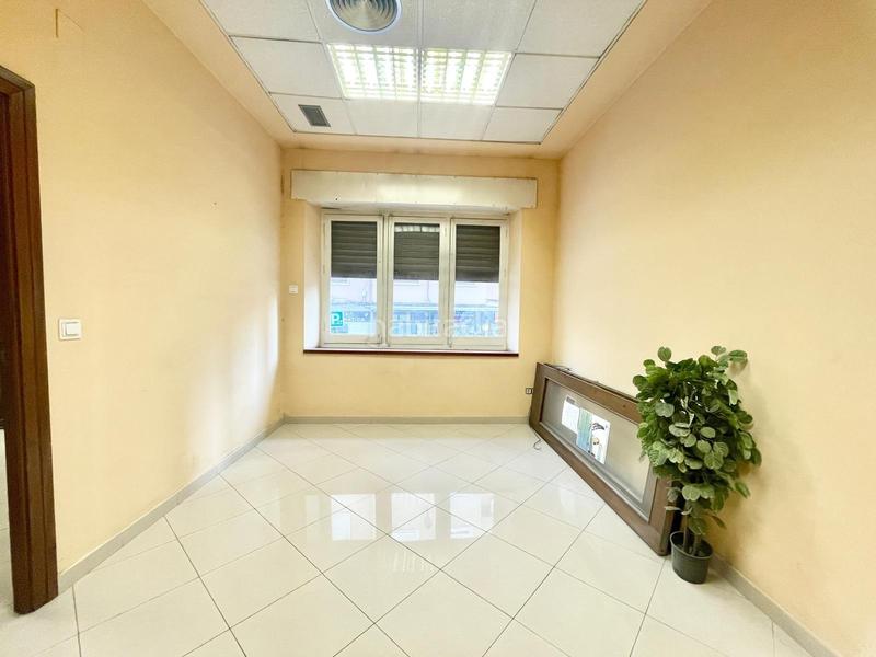 Foto 95621dee-1f80-4950-90ed-3f5cb24500bf. Affitto locale commerciale in Plaza de Toros Granada