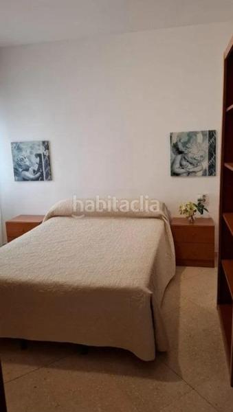 Foto b705264f-275d-41a3-b91d-5bca1bddc5be. Alquiler piso  de 4 habitaciones en el centro ! en Granada