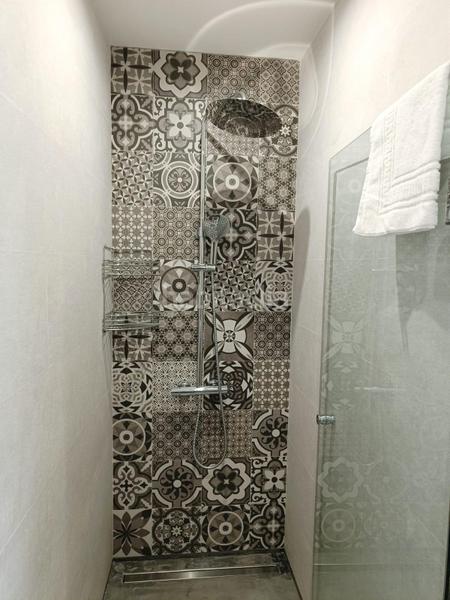 Foto 1b007465-50d8-42ba-a1bf-a79f3842d36b. Alquiler piso exclusivo piso de diseño en zona centro! en Granada