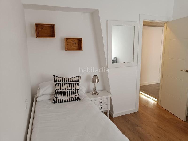 Foto 7d574c09-06a0-4851-86d0-46182786c09c. Alquiler piso exclusivo piso de diseño en zona centro! en Granada