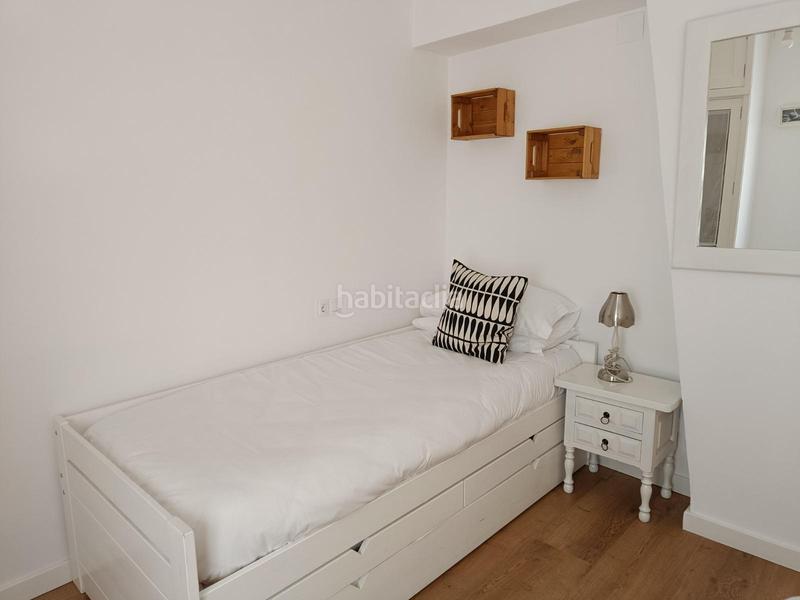 Foto 142b55c5-9f65-439f-9e24-eef5885109b0. Rent flat with heating in Centro - Sagrario Granada