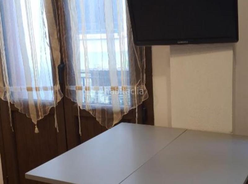 Foto 7b86d87b-51df-4d8f-b79e-5c1c95537de6. Alquiler estudio  en el realejo! en San Matías - Realejo Granada