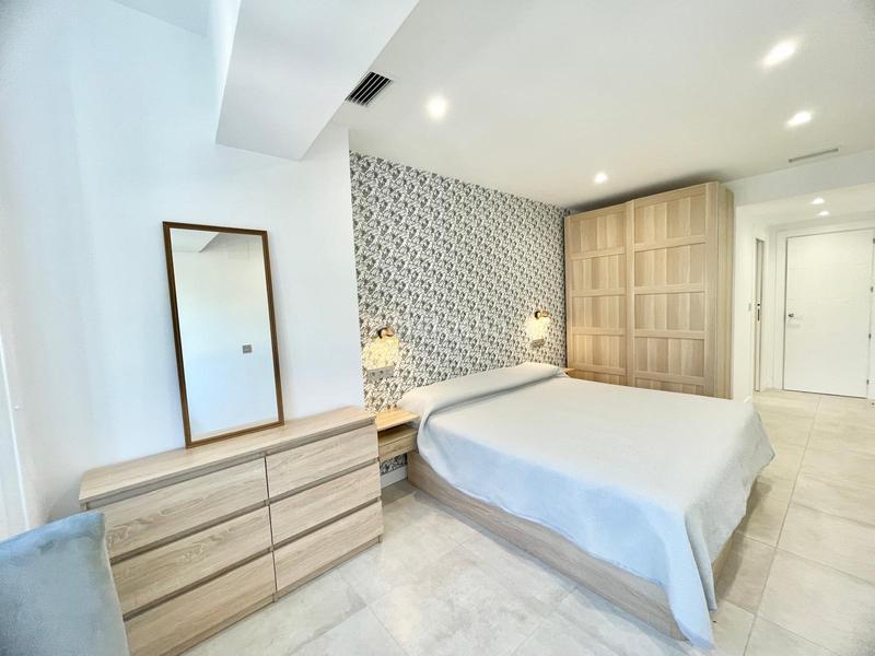 Foto cf78150b-f788-40ff-a744-340d2505da06. Rent flat with heating in Camino de Ronda Granada