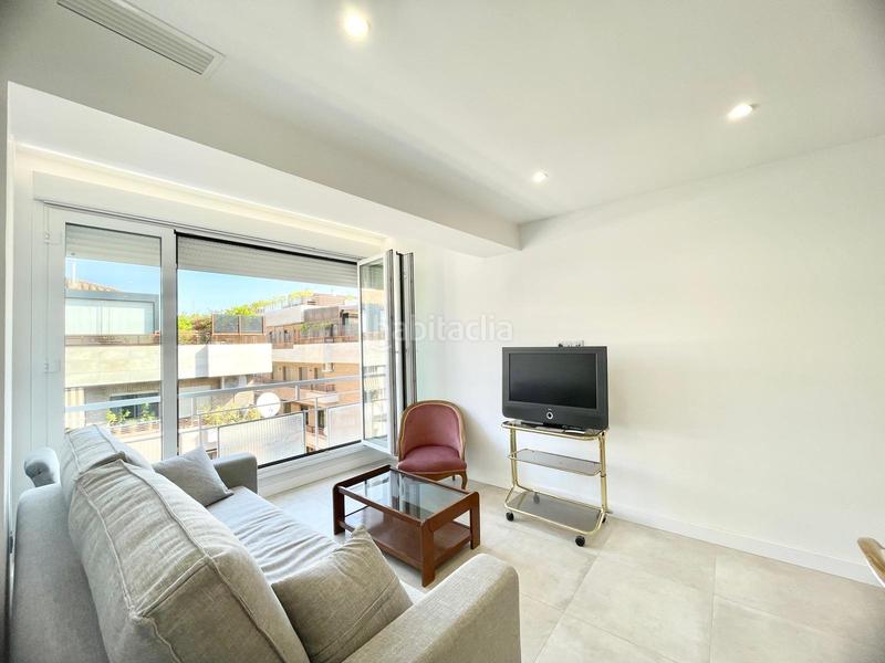 Foto d8fce56f-75e0-40fa-bf42-7307276b47fb. Rent flat with heating in Camino de Ronda Granada