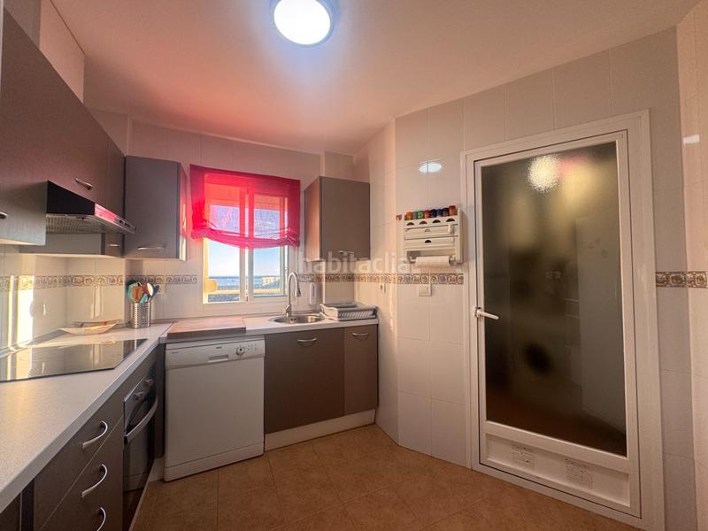 Foto 26c9f8c3-3c6c-4433-b068-97126b5b542d. Appartamento con parcheggio in Calahonda - Carchuna Motril