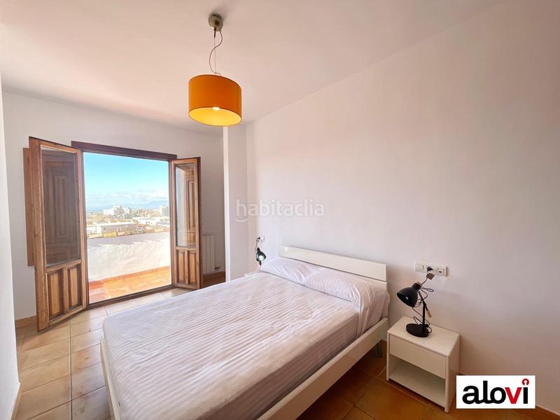 Foto c035f0e0-cdca-4442-a9bb-7f7e6854fc5d. Rent apartment with heating parking in San Ildefonso Granada