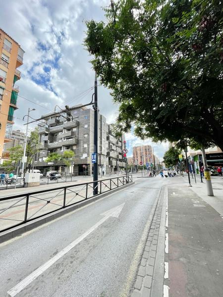 Foto ae71773c-bf1a-4569-bb82-cbd99b0691ba. Affitto locale commerciale in Barrio de Zaidín Granada