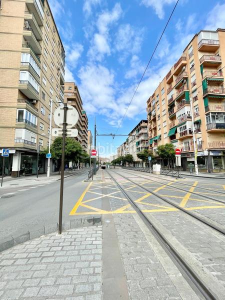 Foto ebe2d8af-324c-4841-a54e-62fb021bcfe6. Lloguer local comercial a Barrio de Zaidín Granada
