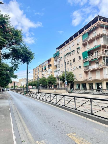 Foto 5ad0047a-c5be-48a4-9a64-2886706b2d45. Location local commercial dans Barrio de Zaidín Granada