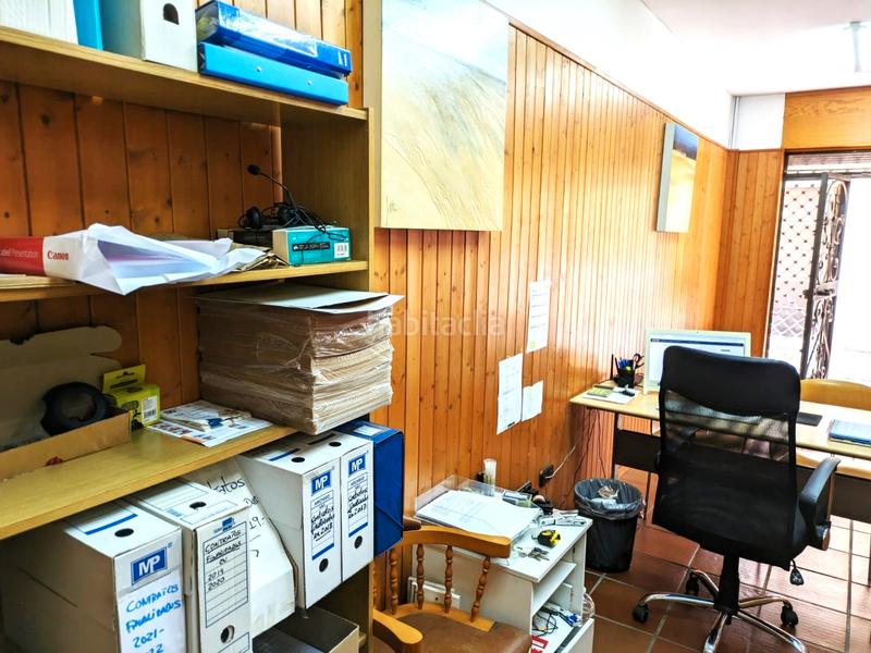 Foto b8b69d85-c372-4f6c-9e64-7a57b13bd496. Lloguer local comercial a Centro - Sagrario Granada