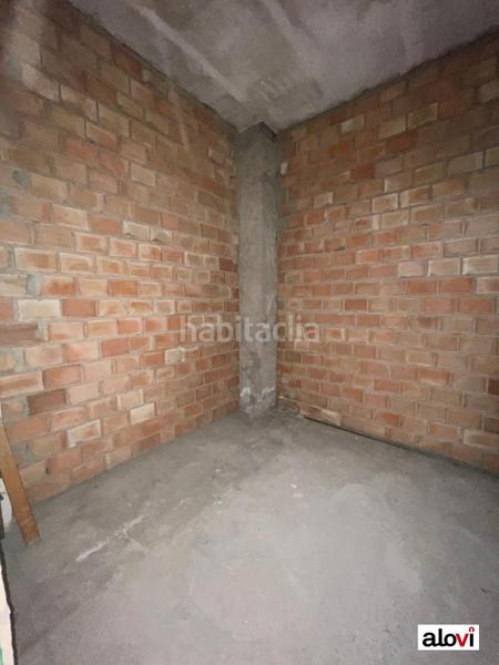 Foto f14903a8-0b04-4ed0-9901-5faada370e01. Alquiler local comercial  en alquiler, en el zaidin! en Granada