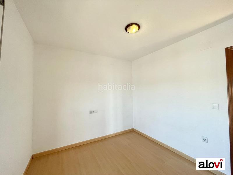 Foto ba9e5f0d-b205-4650-b709-bc495c68dfb7. Alquiler piso  de 3 habitaciones en cerrillo maracena, sin amueblar! en Granada