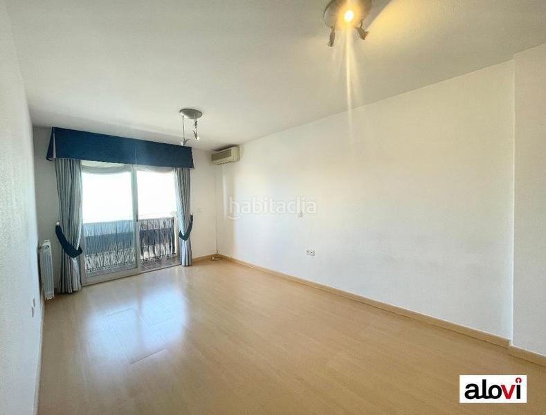 Foto 92e51a5b-4035-4012-b74c-f20c3ad9aa88. Location appartement avec chauffage parking dans Cerrillo de Maracena - Periodistas Granada