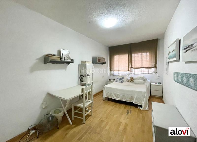 Foto 300229f0-dfb2-4795-8b44-3593fac5a545. Rent flat with heating in Camino de Ronda Granada