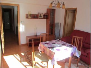 Affitto Appartamento  Calle doctor fleming. Piso 3 dormitorios en plaza de toros ideal estudiantes