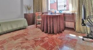 Rent Flat in Centro - Sagrario. Piso de 4 dormitorios en pleno centro