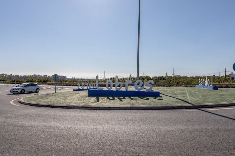 Foto 40f03cb8-4d7f-417d-8b70-35725fd80991. Terreny residencial a Lobres Salobreña