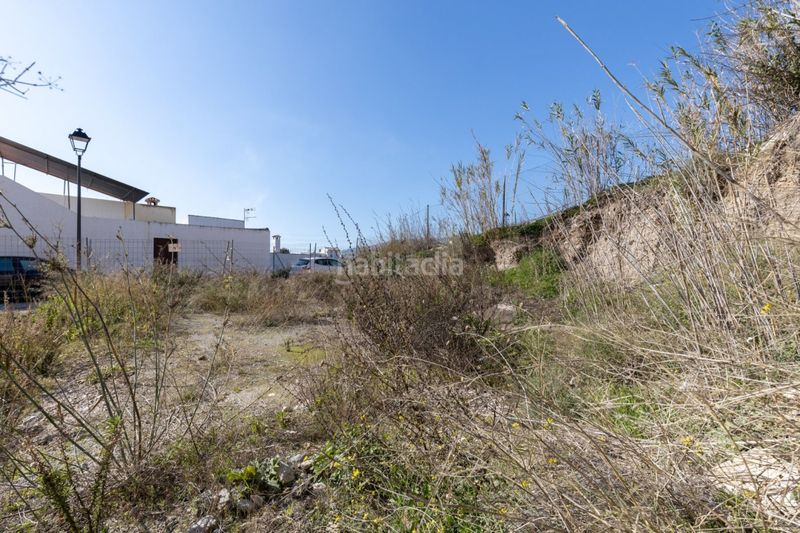 Foto a79cbea6-de8e-4957-9420-7bb855b60c47. Terreny residencial a Lobres Salobreña