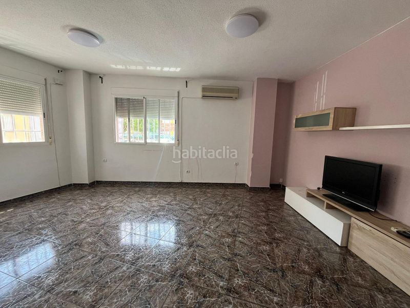 Foto b7d8fa49-e5cc-4ef1-b894-8692f91eca6e. Pis amb aparcament a Ceutí