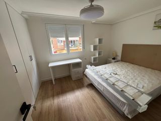 Affitto Appartamento in San Andrés-San Antolín. Piso de 4 dormitorios y 2 cuartos de baño
